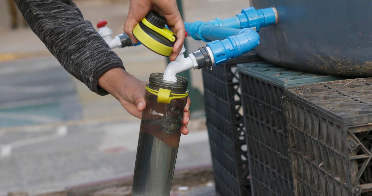 Puntos de abastecimiento de agua para el corte masivo en 8 comunas de Santiago