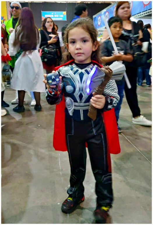Mini Lady Thor