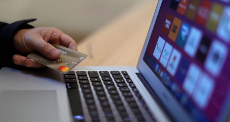 Cómo cotizar y comparar precios durante el Cyber Monday 2022