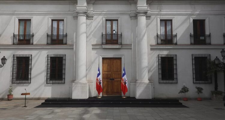 Oficialismo reconoce un debilitamiento del Gobierno tras el triunfo del Rechazo