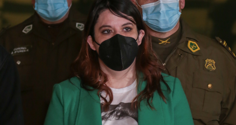 “Detrás de cada local hay familias”: delegada RM llama a conmemorar el 18-O sin incidentes