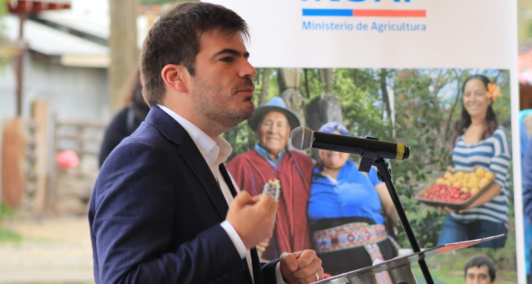 Delegado de La Araucanía critica gestión de Allard por excluir a autoridades en Plan Buen Vivir