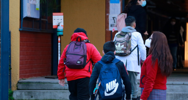 Denuncian que menor se quitó la vida por sufrir bullying en colegio de Traiguén