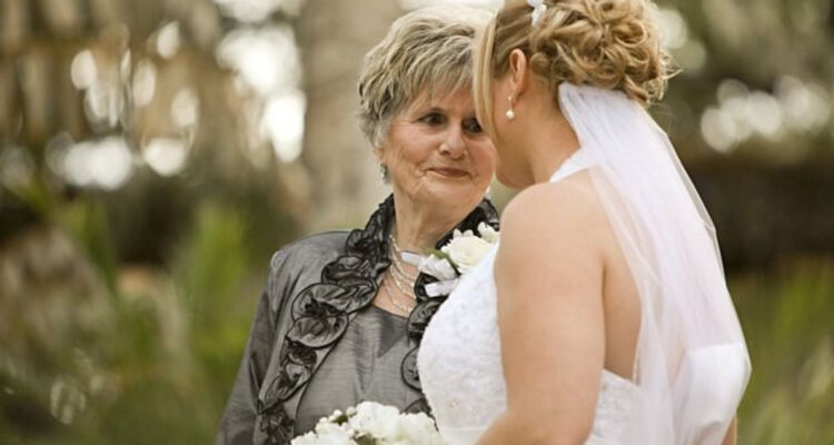 Día de la suegra: ¿Por qué se celebra este 26 de octubre?