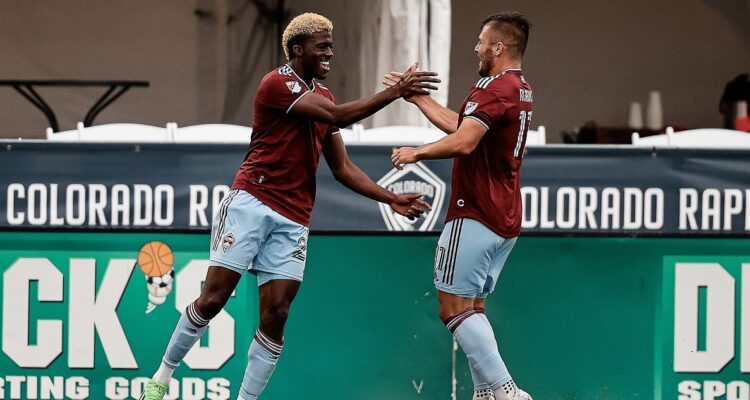 Diego Rubio llegó a 15 goles en la temporada.