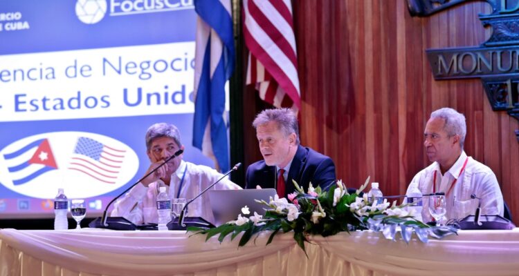 “Gesto de valentía”: 27 empresarios de EEUU participan en foro comercial en Cuba