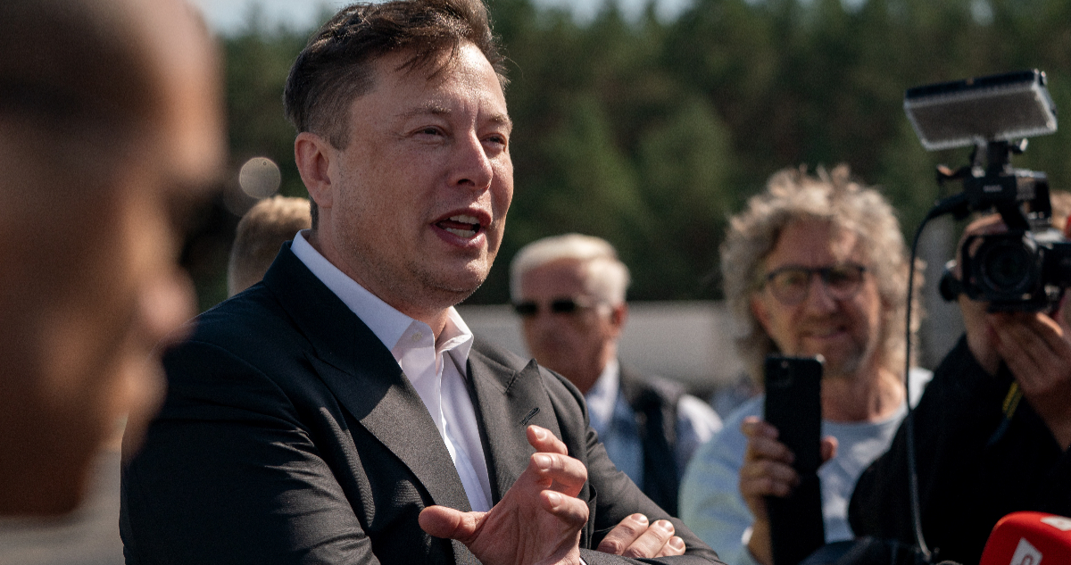 Elon Musk planea cortar el 75% del personal de Twitter, según reportes
