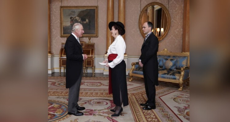 embajadora de Chile en Reino Unido