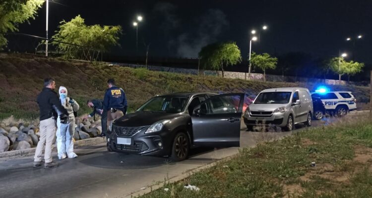 Funcionario PDI frustró a tiros una encerrona en Quinta Normal: todo quedó grabado en video