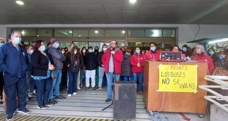 Fenats depone paro tras lograr acuerdo por buses de acercamiento