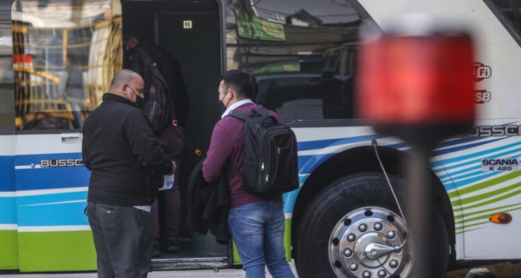 MTT fiscalizará a más de 5 mil buses interurbanos este fin de semana
