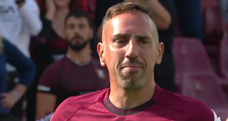 Franck Ribery y un conmovedor llanto en su despedida profesional