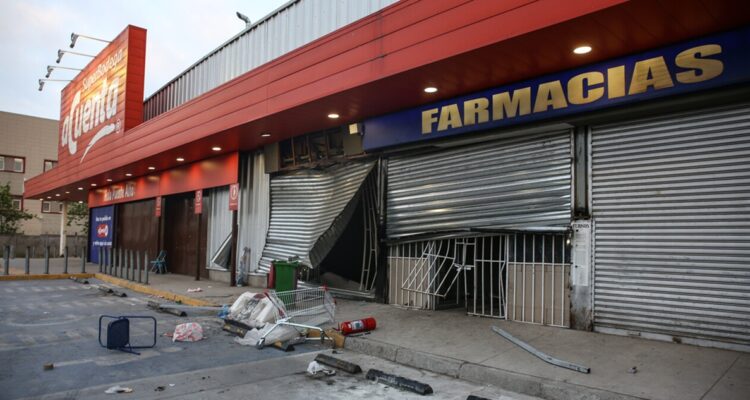 “Es inaceptable”: Gobierno envía a subsecretario Monsalve a constatar destrozos en Puente Alto