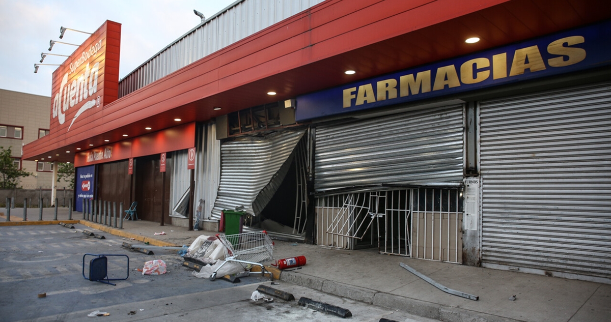 “Es inaceptable”: Gobierno envía a subsecretario Monsalve a constatar destrozos en Puente Alto