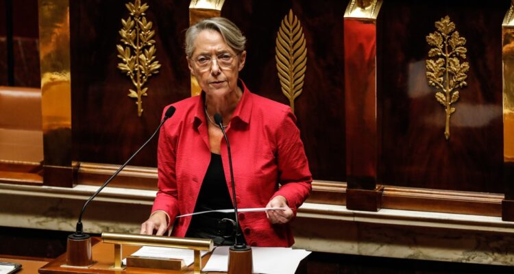 La primera ministra francesa, Elisabeth Borne.