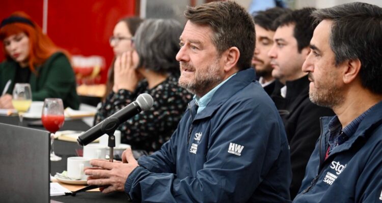 Gobierno Regional convoca a 30 municipios de la RM para ser parte de ​inédito programa para enfrentar la escasez hídrica