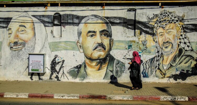 Hace catorce años, tras semanas de lucha feroz entre familias gazatíes partidarias de los rivales Fatah y Hamás, el movimiento islamista se hizo con el control de la franja, partiendo la sociedad palestina en dos e iniciando un desastre político y humano que no acaba.