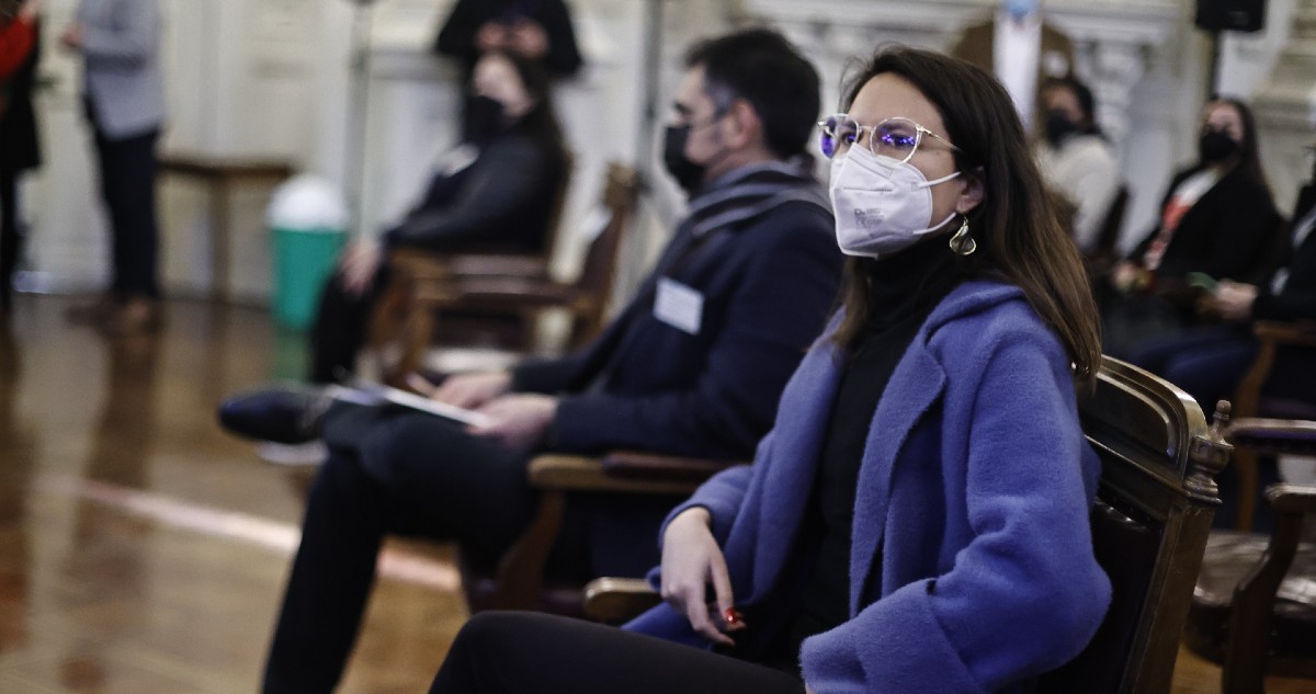 Alcaldesa Hassler llama a que cualquier manifestación por 18-O no dañe espacios públicos de Santiago