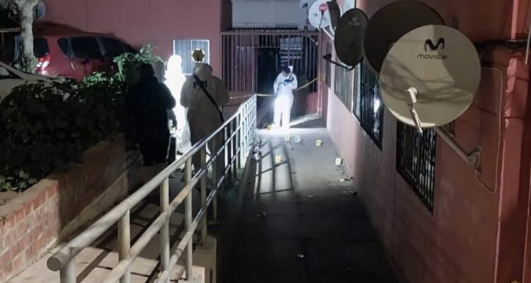 Hombre muere apuñalado en San Antonio