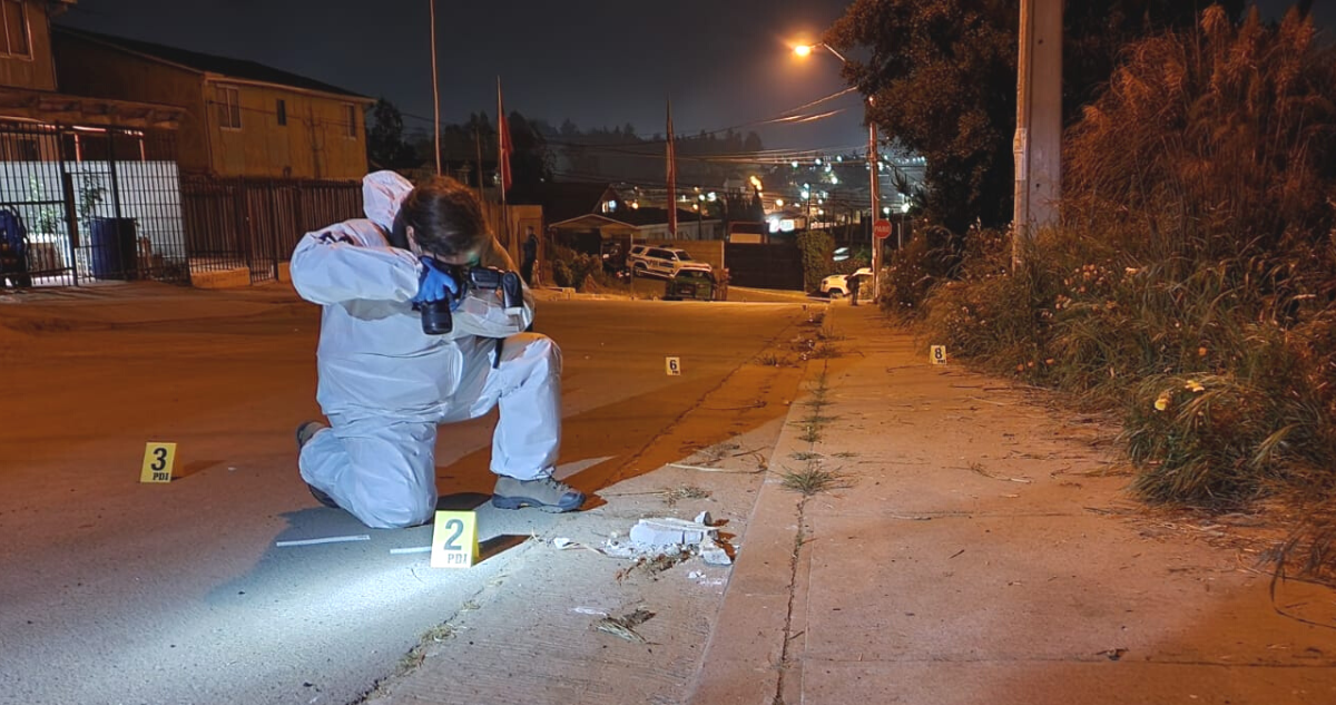 Disparos que terminaron en homicidio de mujer en sector de Placilla fueron desde un vehículo