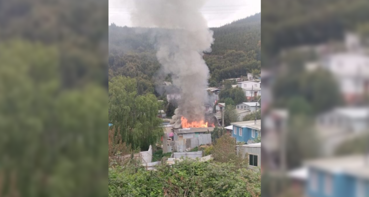 Incendio con daños totales en Lota