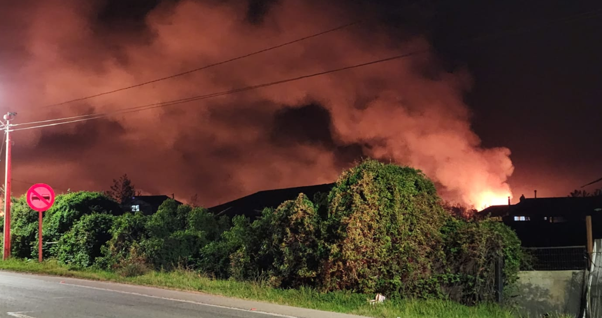 Alarma de incendio por emergencia en Valdivia