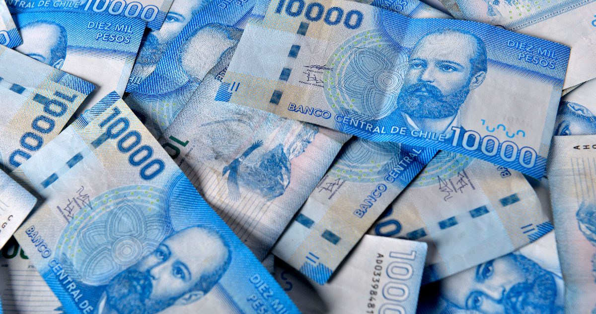 11 meses a la baja: inflación sigue golpeando a las remuneraciones y vuelven a caer 2 puntos