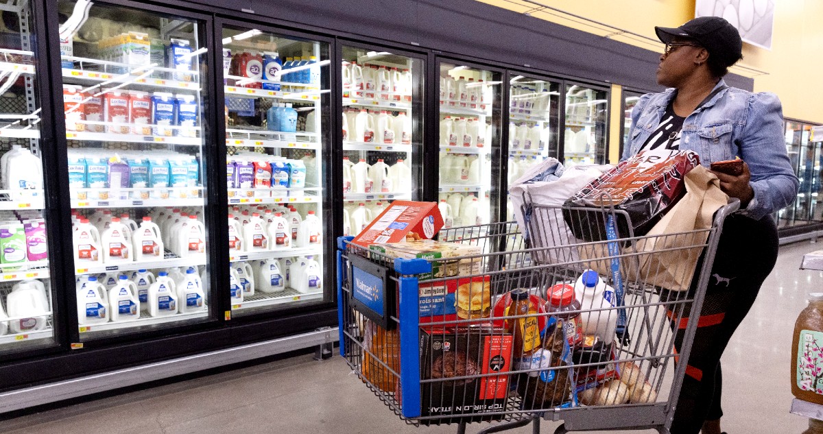 La inflación baja en EEUU pero no logra dar respiro a la economía