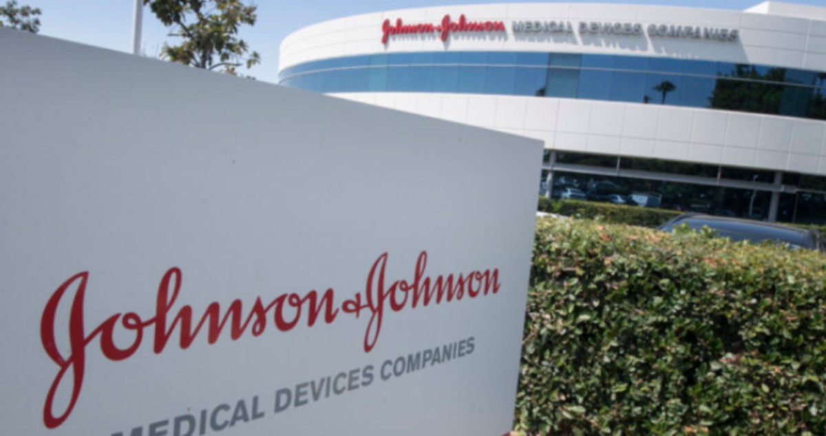 J&J reporta menos ganancias en los primeros 9 meses del año comparado con mismo periodo de 2021