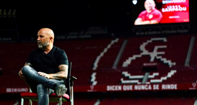 Jorge Sampaoli solicita que se olviden de su abrupta partida en su primera etapa en Sevilla y además pide a 3 fichajes.