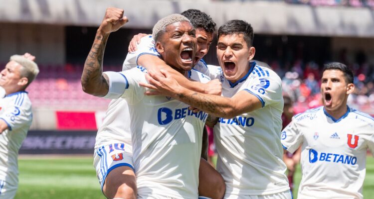 Junior Fernandes fue clave en vital triunfo de La U ante La Serena.