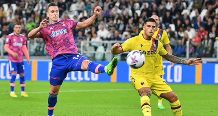 Juventus golea a Bologna que se enreda en el fondo de la tabla.