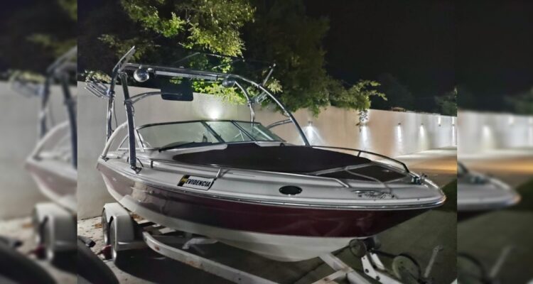 Encuentran lancha que había sido robada y vendida por su cuidador: se habría fugado al extranjero
