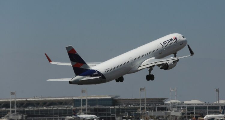 Latam alista su salida del Capítulo 11 y espera concretarlo en noviembre