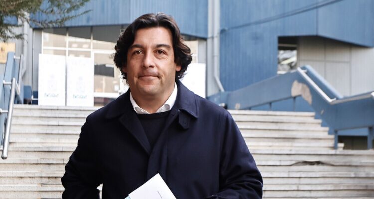 Diputado Raúl Leiva