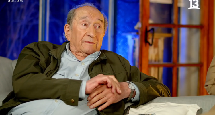 Luis Alarcón durante un capítulo de De Tú a Tú. En el programa reveló que tiene cáncer linfático hace 10 años