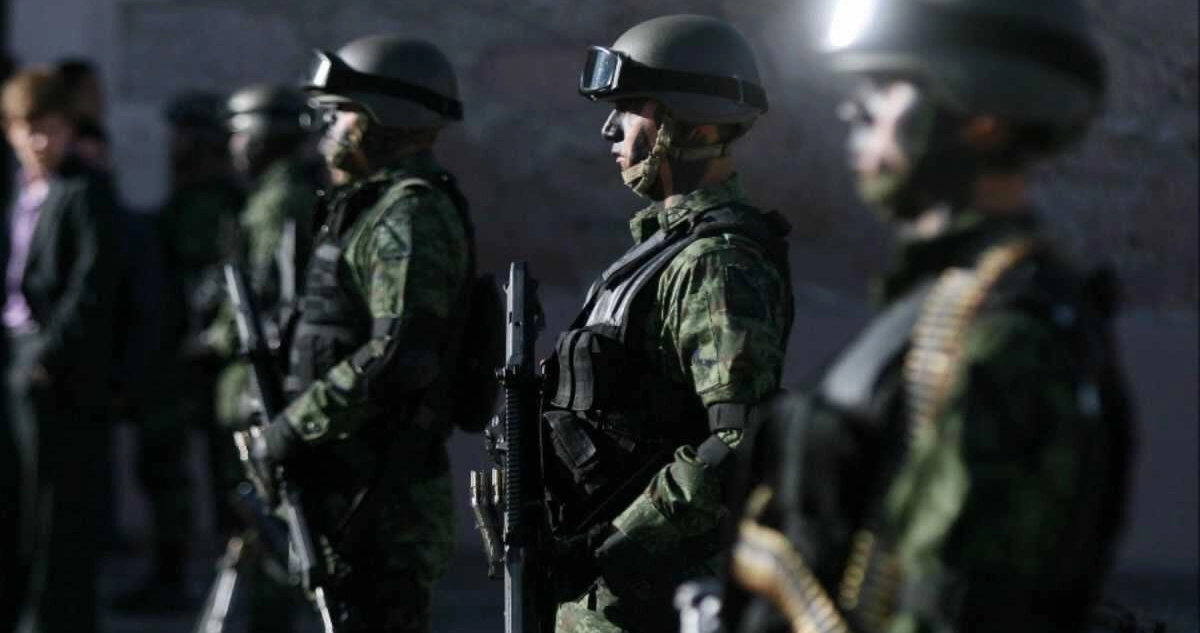 Soldados mexicanos.