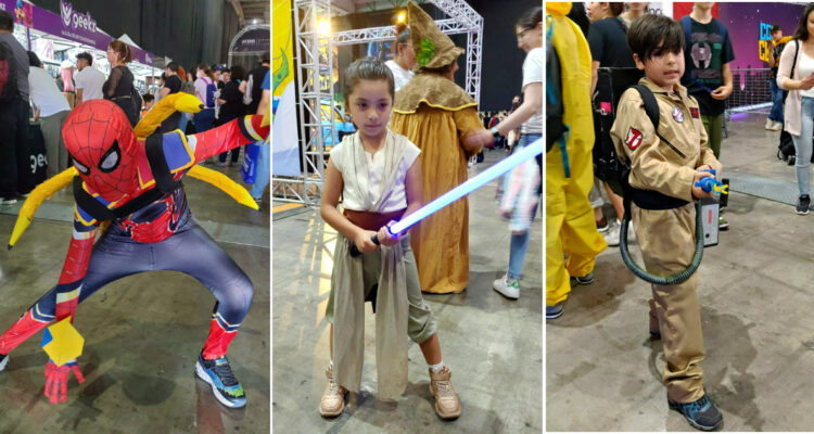 mini cosplayers