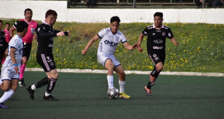 Dirigente de Santiago City rompe el silencio con lo ocurrido ante Naval.
