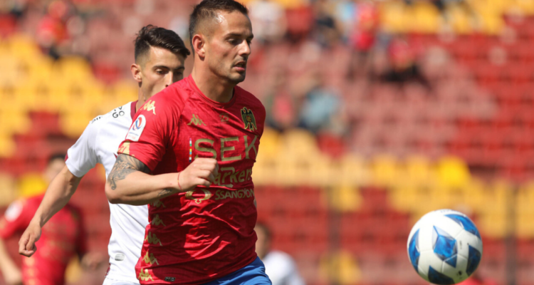 Octavio Rivero reconoce interés de Universidad de Chile.