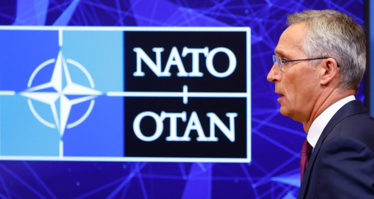 OTAN enviará a Ucrania centenares de inhibidores para defenderse de drones rusos e iraníes