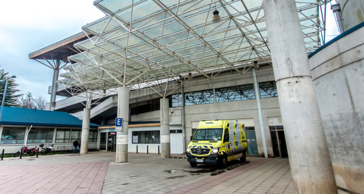 Paciente agrede a médico que lo atendía en Hospital de Osorno: aseguran que casos son reiterados