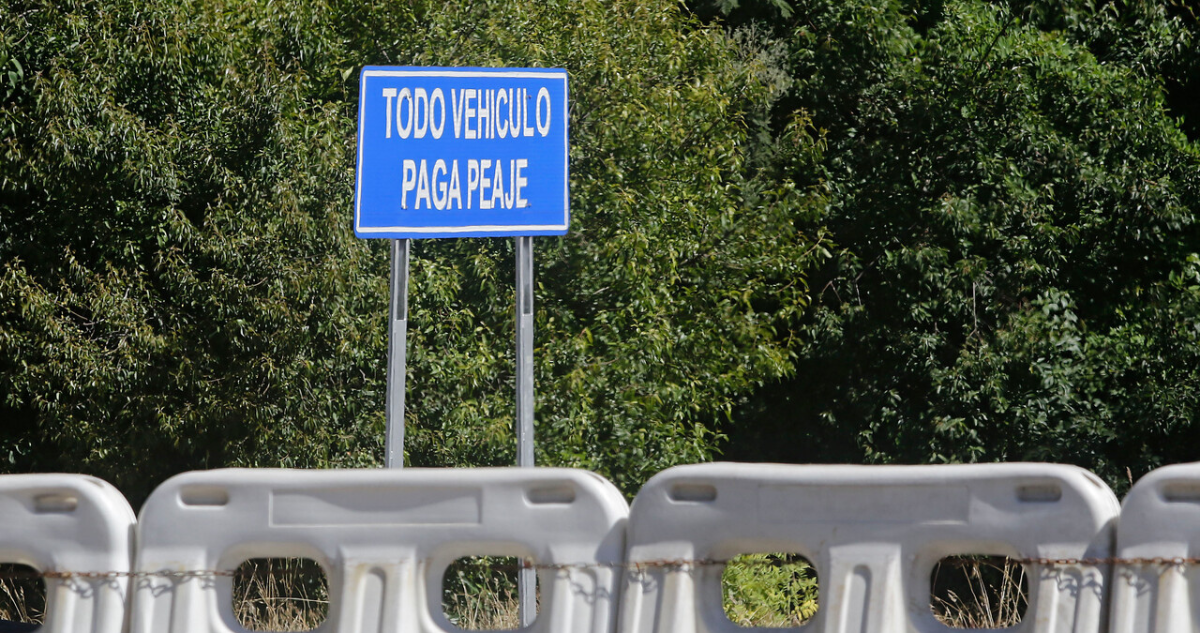 Gobierno adelantará en un año la rebaja del peaje de autopista Itata, el más caro de Chile
