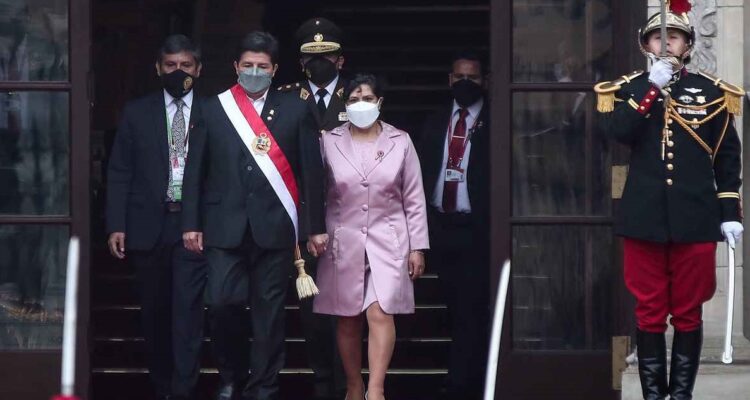 El presidente Pedro Castillo y la primera dama de Perú.