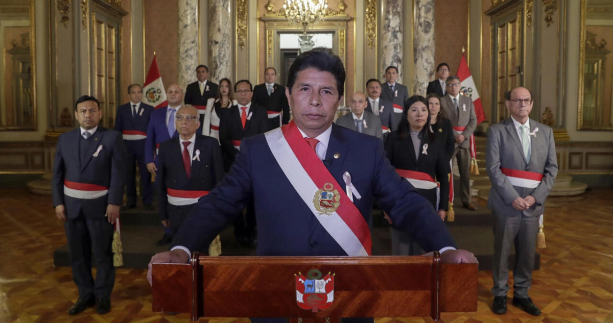 El presidente de Perú, Pedro Castillo, emite un mensaje a la nación el 19 de octubre de 2022 desde el Palacio de Gobierno.
