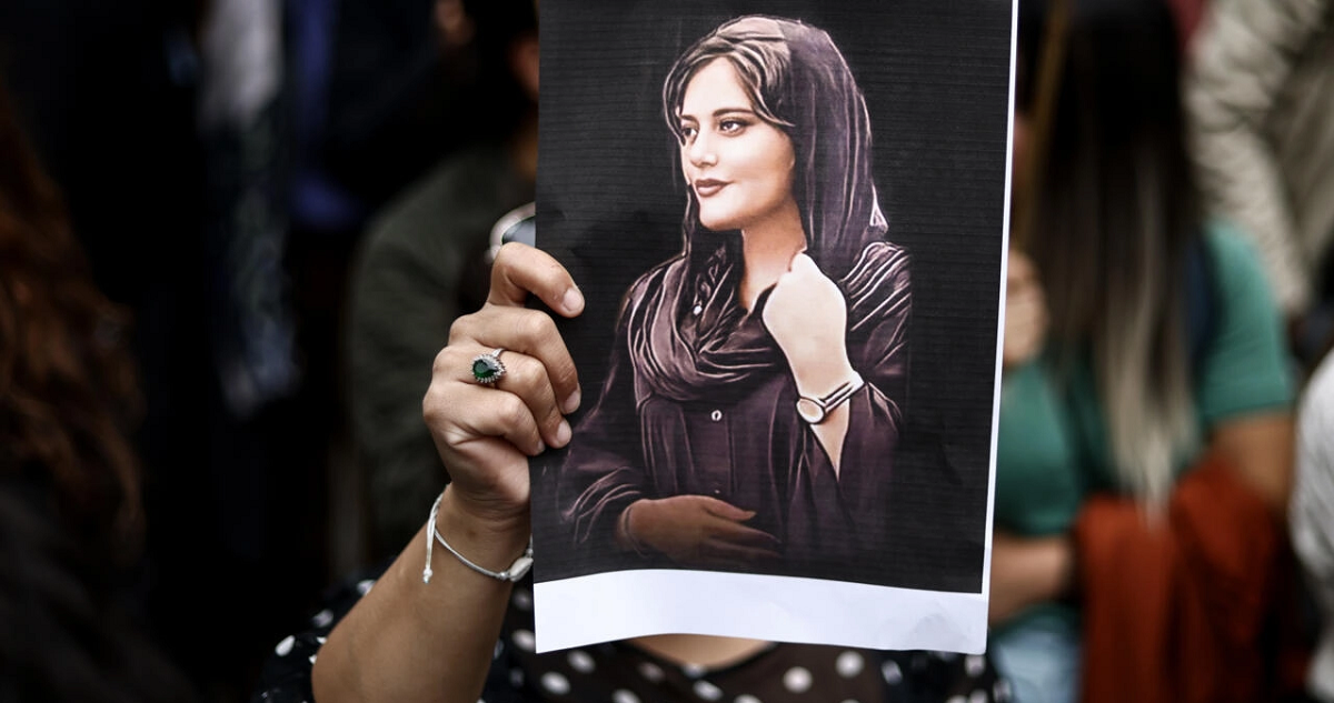 Protesta por la muerte de Mahsa Amini.