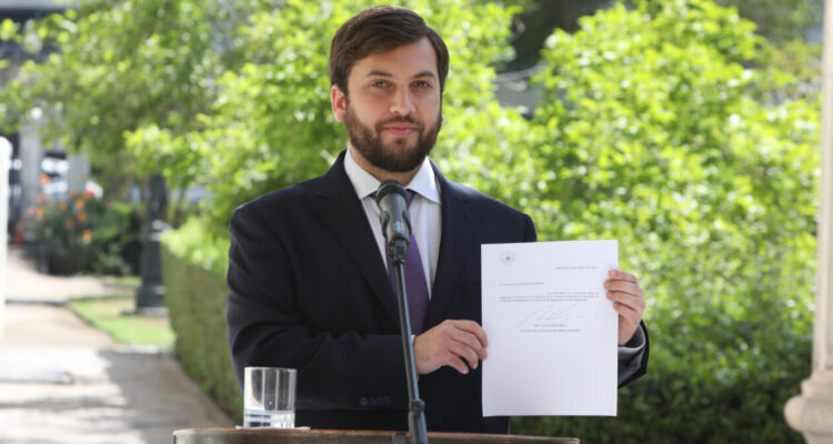 Diputado Raúl Soto oficializa salida de la Presidencia de la Cámara: “Mi renuncia es indeclinable”