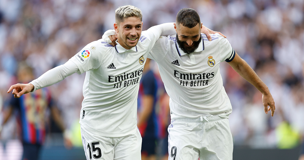 Real Madrid vence a Barcelona y es el líder de La Liga.