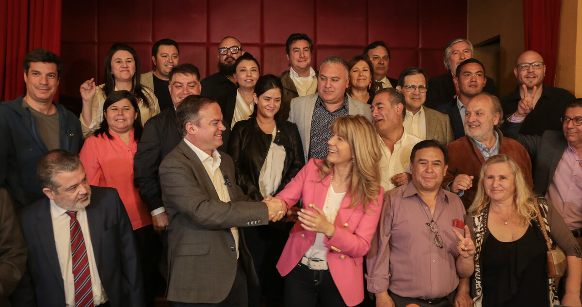 Senadores Ximena Rincón y Matías Walker oficializan su renuncia a la Democracia Cristiana