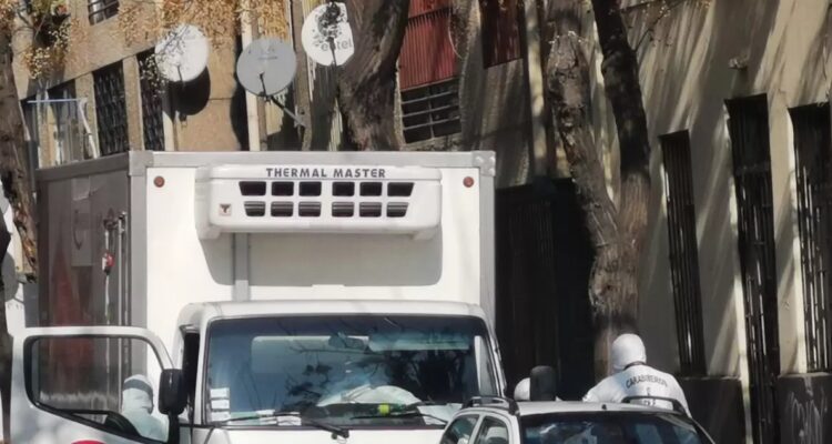 Repartidor denucia el robo de su camión en Quinta Normal